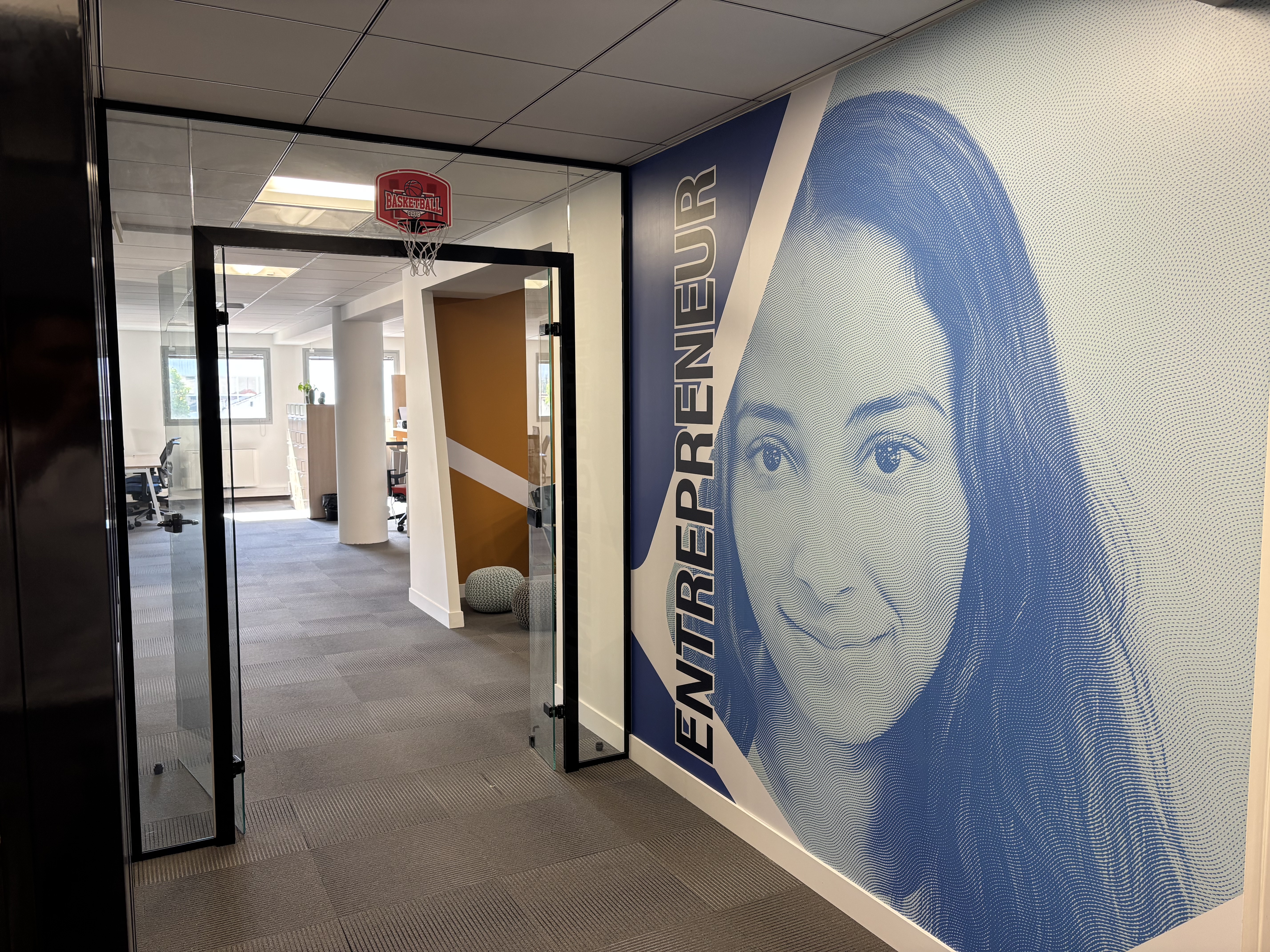 Mur Entrepreneure dans les locaux Diane Consulting